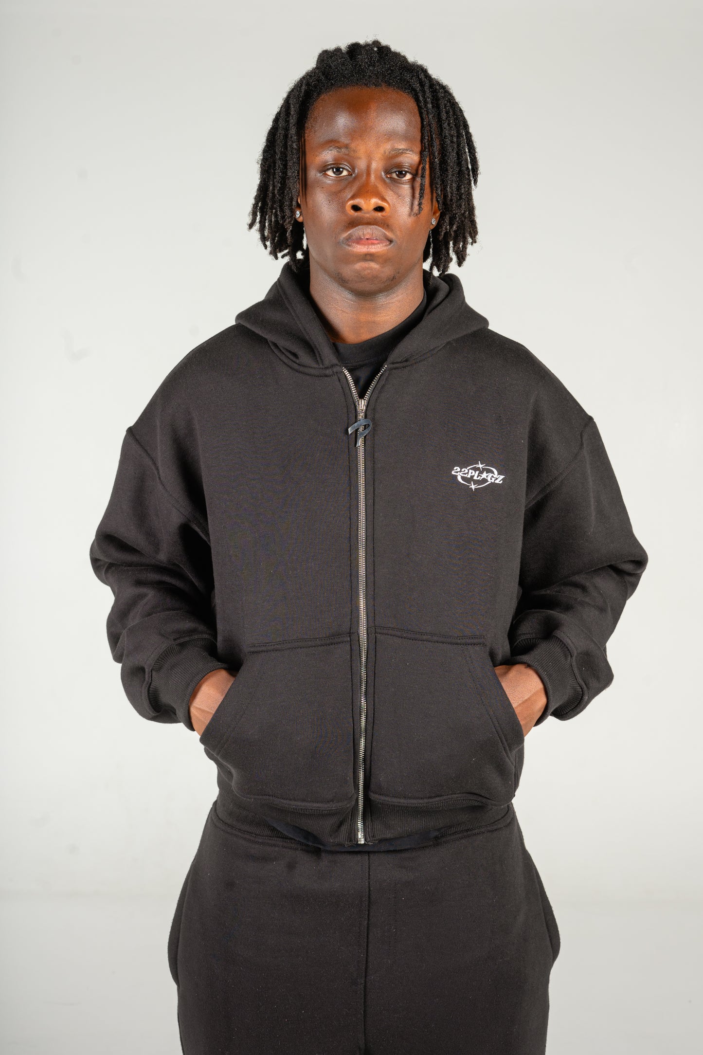 ONYX BLACK ZIPPER HOODIE